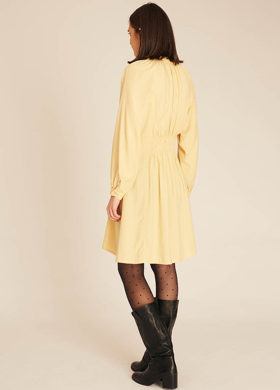 PUCKER SILKY DRESS YELLOW