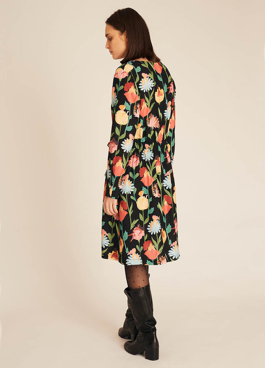 WOMEN IN FLOWERS SHORT DRESS