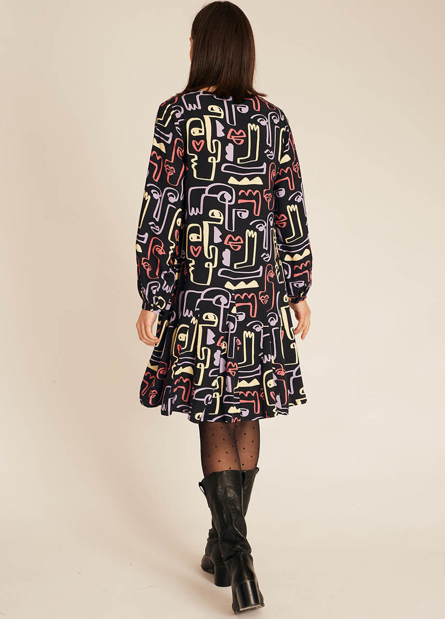 FACES PRINT WIDE DRESS