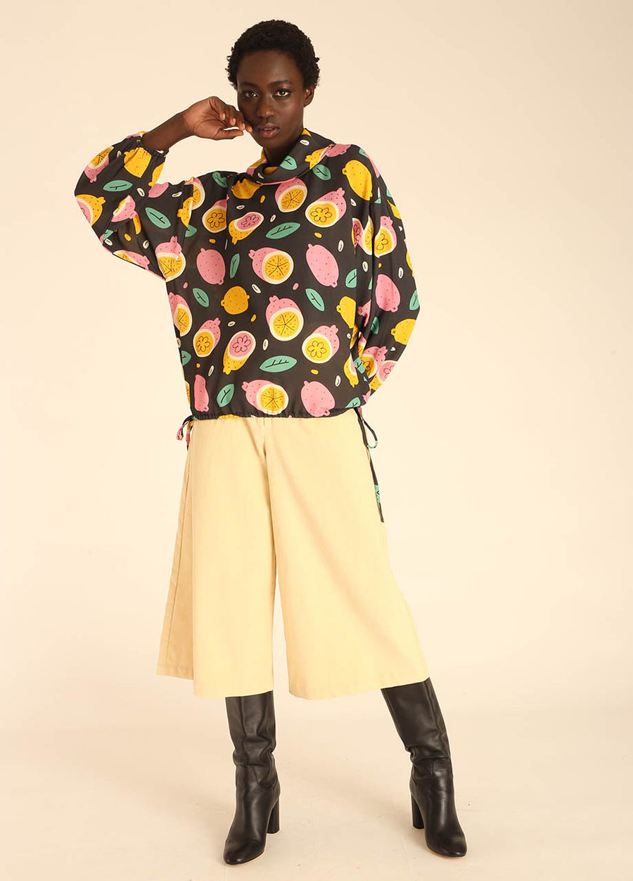 LEMONS POLO NECK BLOUSE