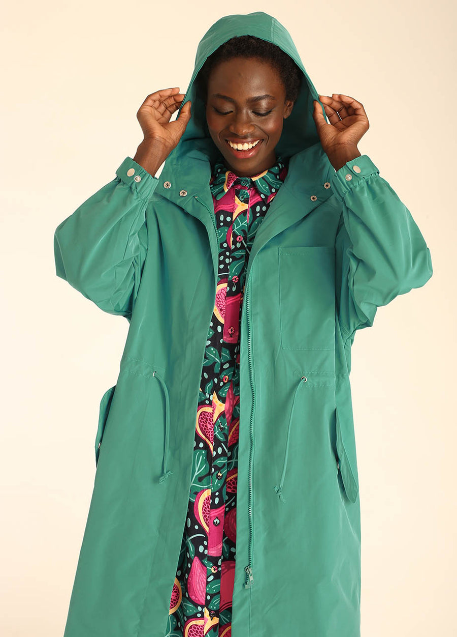 RAINCOAT GREEN