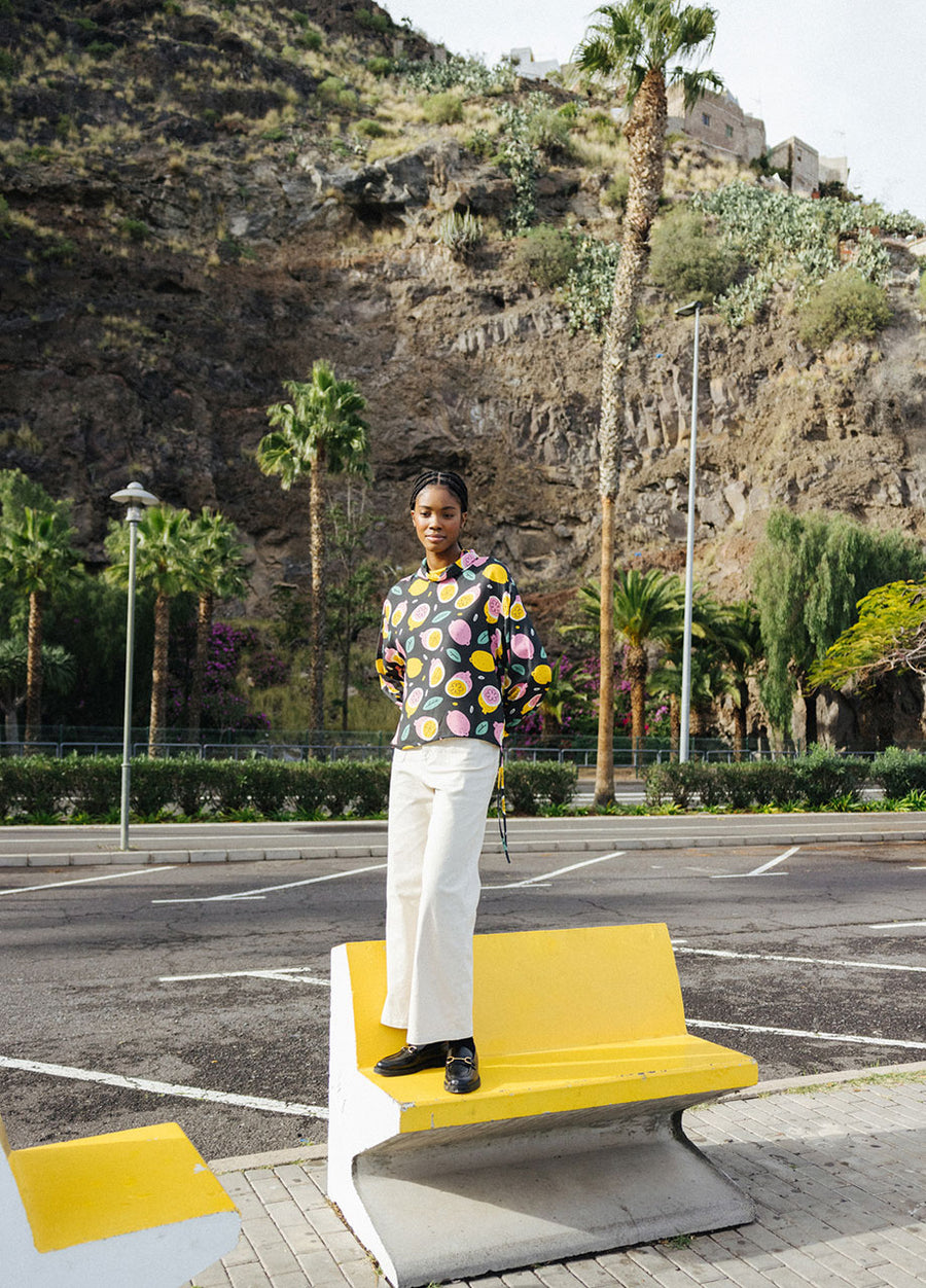 LEMONS POLO NECK BLOUSE