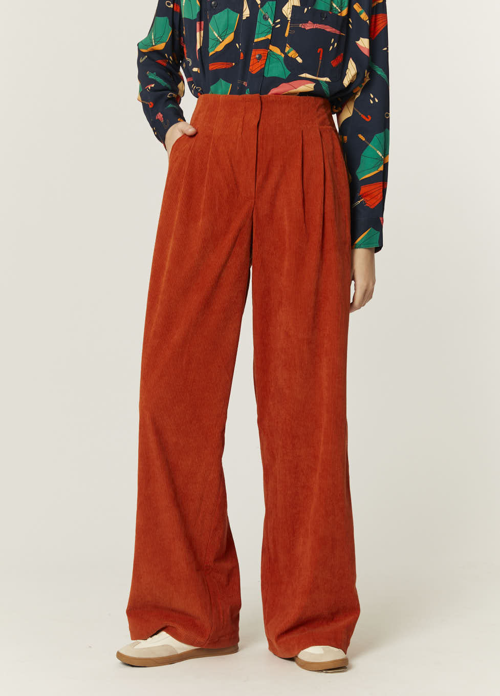 PANTALON PANA ROJO